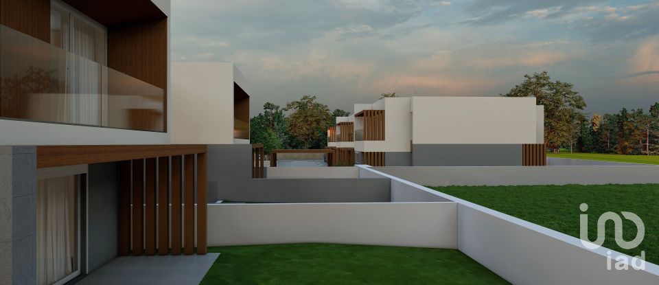 House T3 in Vila Praia de Âncora of 301 m²