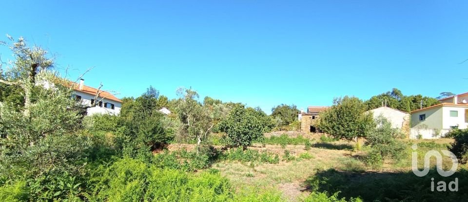 Building land in Mosteiro of 669 m²