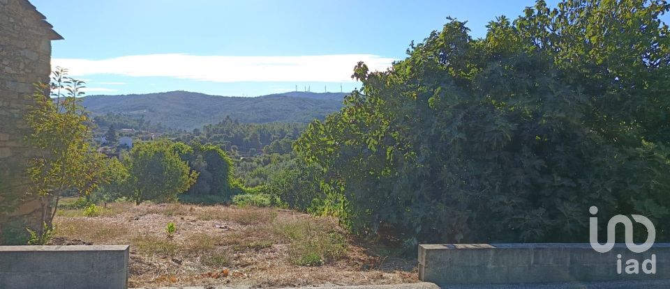 Building land in Mosteiro of 669 m²