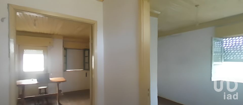 Habitação T3 em Cabaços de 110 m²