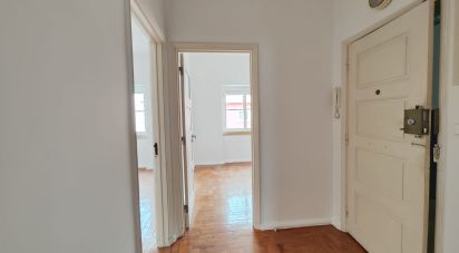 Apartment T2 in Oeiras e São Julião da Barra, Paço de Arcos e Caxias of 75 m²