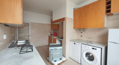 Apartment T2 in Oeiras e São Julião da Barra, Paço de Arcos e Caxias of 75 m²