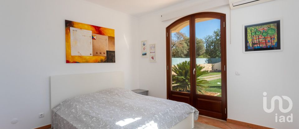 Maison T4 à Loulé (São Clemente) de 270 m²