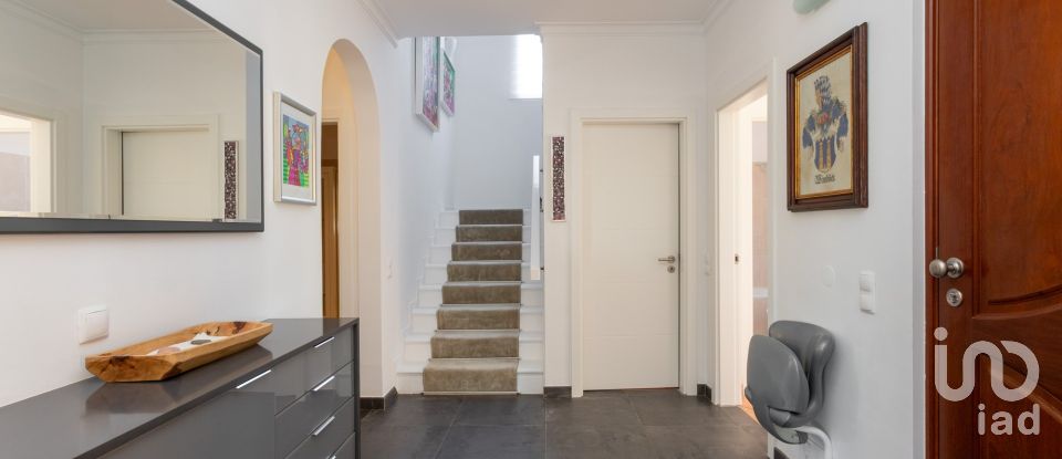 Maison T4 à Loulé (São Clemente) de 270 m²