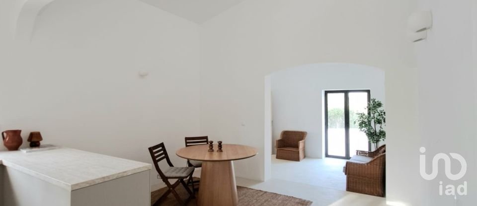 Country house T3 in Faro (Sé e São Pedro) of 130 m²