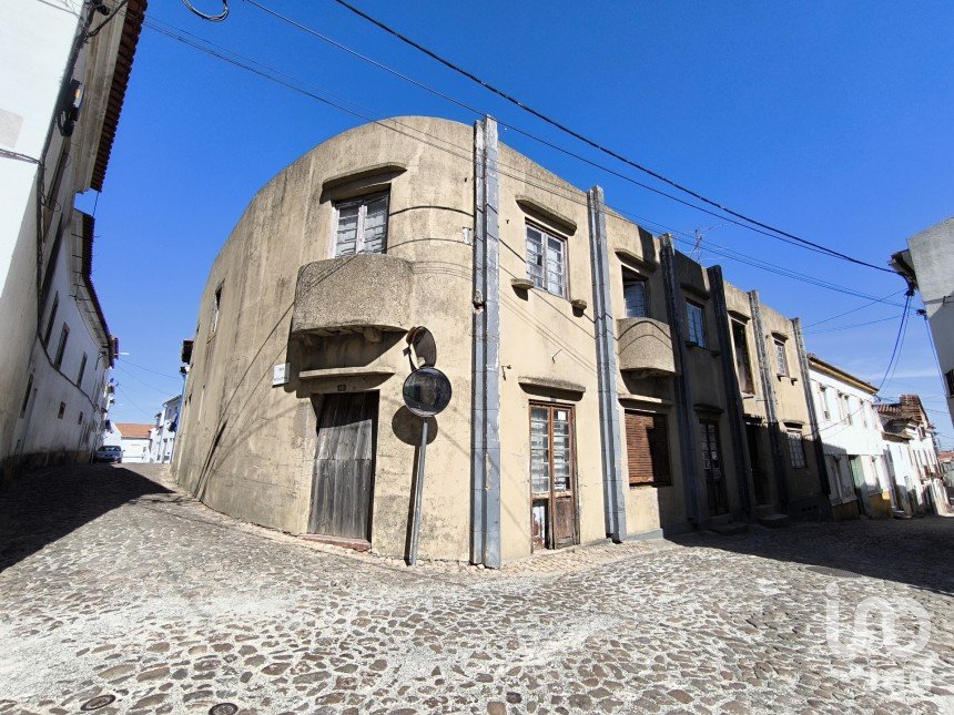 Prédio em Tolosa de 192 m²