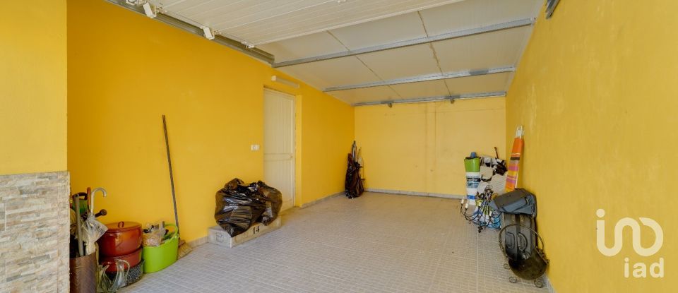 Casa T4 em Bustos, Troviscal e Mamarrosa de 217 m²