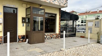 Restaurant in Quinta do Conde of 190 m²