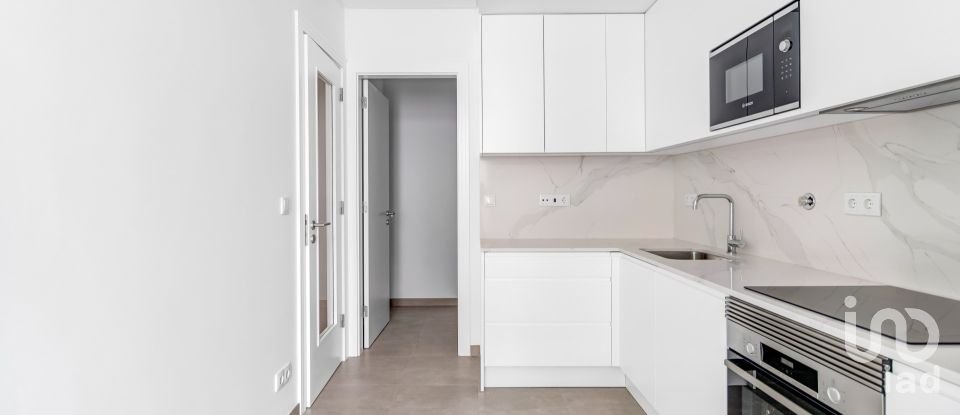 Appartement T3 à Arroios de 126 m²