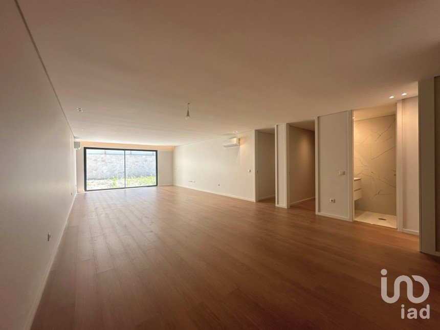 Apartamento T2 em Paranhos de 124 m²