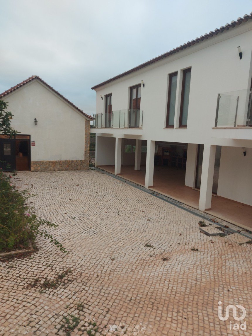 Casa / Villa T10 em Caldas da Rainha - Santo Onofre e Serra do Bouro de 655 m²