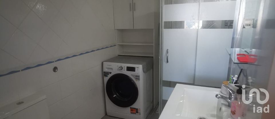 Apartamento T2 em Armação de Pêra de 92 m²