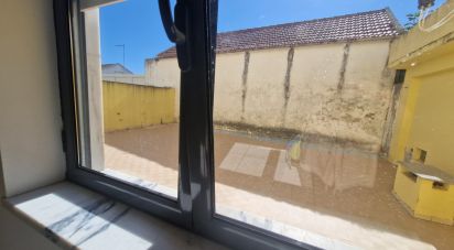 Apartamento T3 em Lamas e Cercal de 147 m²