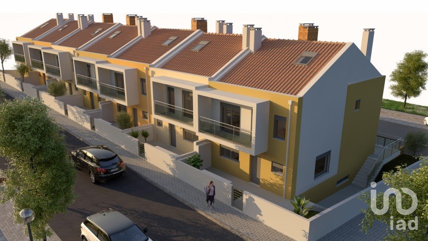 Maison T3 à Silveira de 303 m²