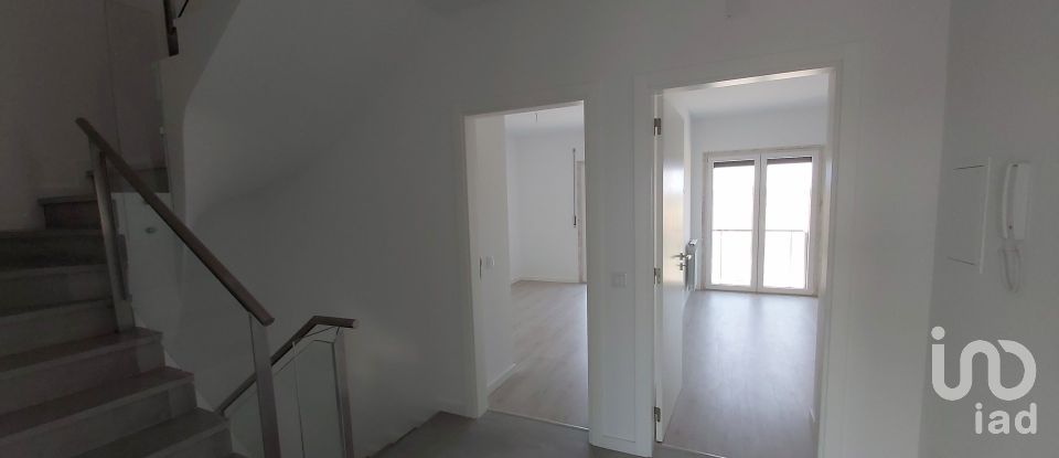 Maison T3 à Silveira de 303 m²