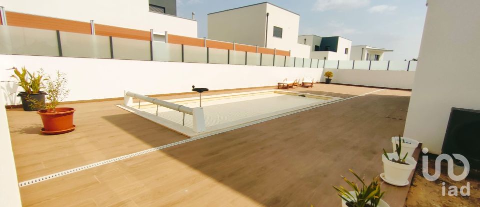 House T4 in Tornada e Salir do Porto of 325 m²