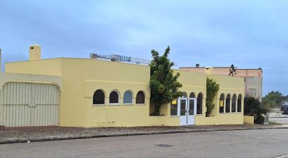 Boutique/Local commercial à Colares de 221 m²