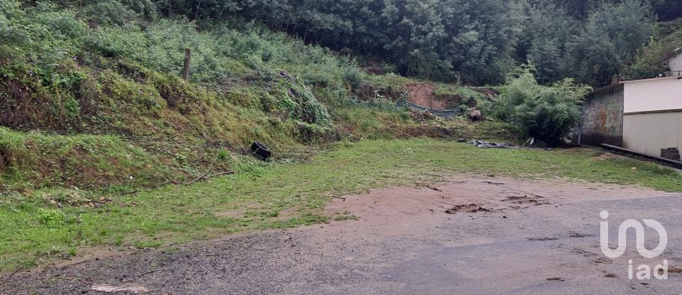 Terreno em Dossãos de 700 m²