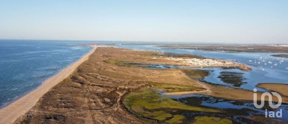 Maison T3 à Luz de Tavira e Santo Estêvão de 144 m²