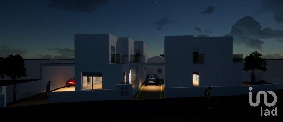 Maison T3 à Silveira de 174 m²