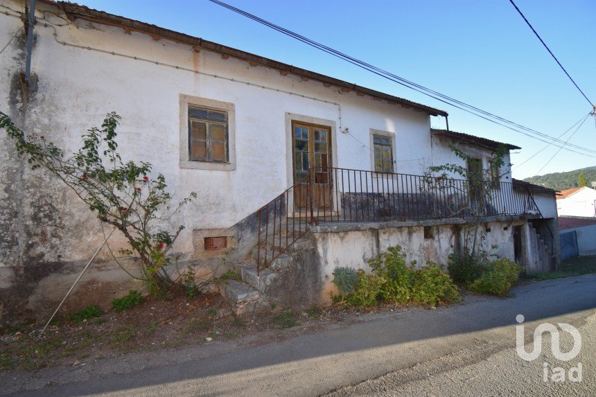 Village house T3 in São Miguel, Santa Eufémia e Rabaçal of 350 m²