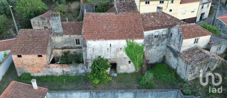 Maison de village T3 à São Miguel, Santa Eufémia e Rabaçal de 350 m²