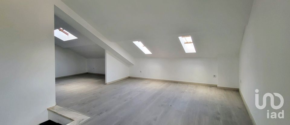 Maison de ville T6 à Aradas de 431 m²