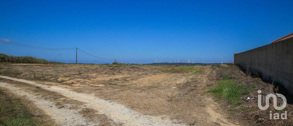 Land in Lourinhã e Atalaia of 2,849 m²