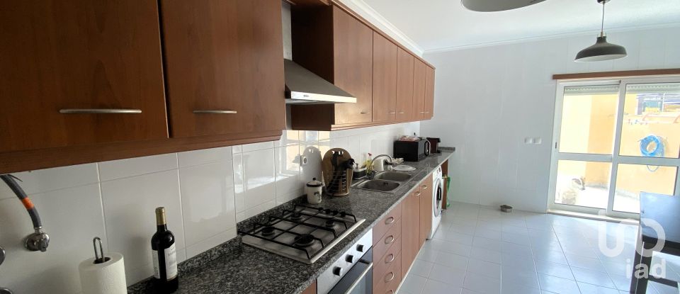 Apartamento T1 em Alenquer (Santo Estêvão e Triana) de 98 m²