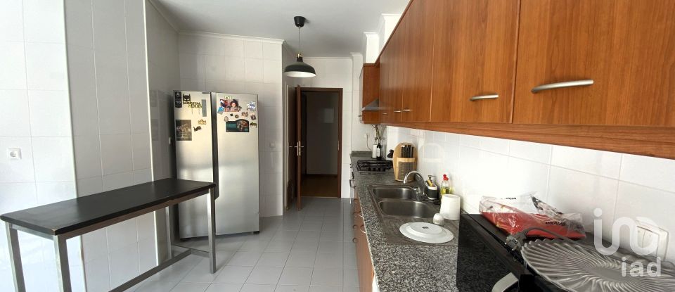 Apartamento T1 em Alenquer (Santo Estêvão e Triana) de 98 m²