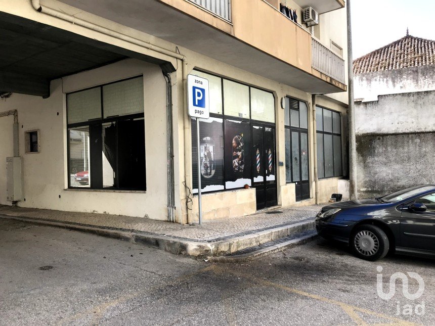 Comércio diverso T1 em Nossa Senhora da Piedade de 25 m²