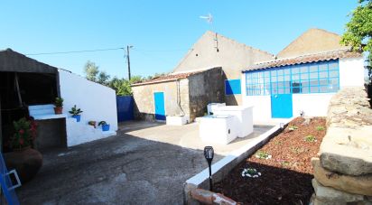 House T3 in Além da Ribeira e Pedreira of 103 m²