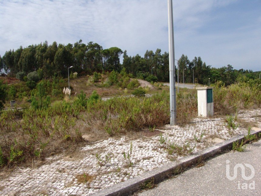 Land in Tavarede of 336 m²