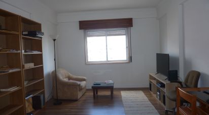 Apartamento T3 em Mina de Água de 96 m²