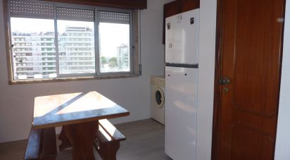 Apartment T3 in Mina de Água of 96 m²