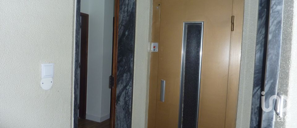 Apartamento T3 em Mina de Água de 96 m²