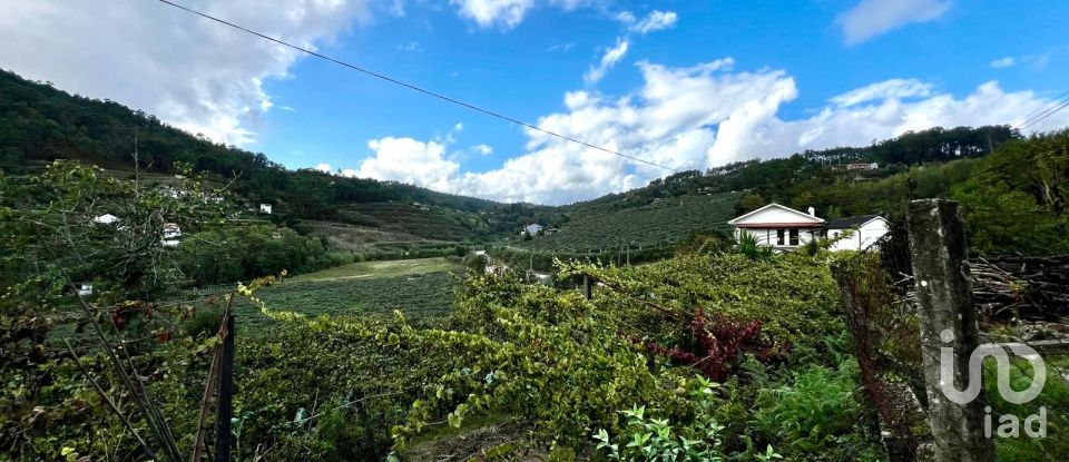 Maison T3 à Freixo de Cima e de Baixo de 120 m²