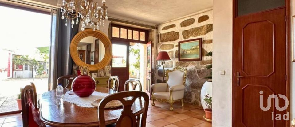 Traditional house T7 in Perafita, Lavra E Santa Cruz Do Bispo of 1,271 m²