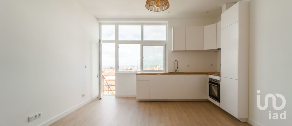 Apartment T2 in Penha de França of 81 m²