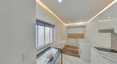 Studio T3 à Laranjeiro e Feijó de 74 m²