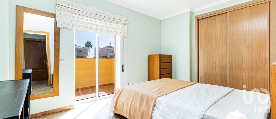 Apartamento T2 em Albufeira e Olhos de Água de 134 m²