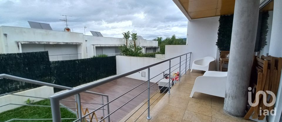 Casa / Villa T4 em Gamil E Midões de 205 m²