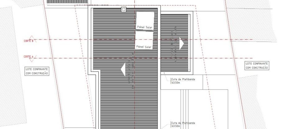 Casa / Villa T4 em Charneca De Caparica E Sobreda de 178 m²