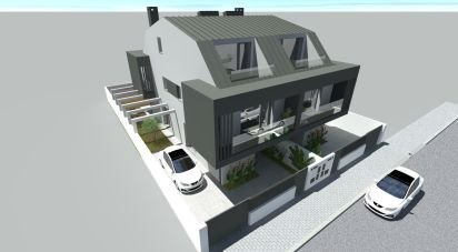 House T3 in Fernão Ferro of 140 m²