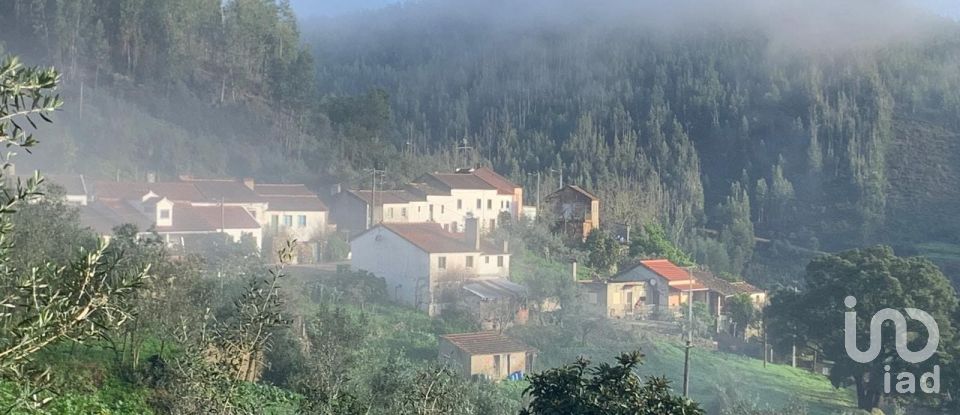 Casa de aldeia T2 em Figueiró dos Vinhos e Bairradas de 148 m²