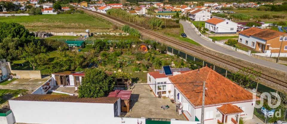 Maison de campagne T3 à Tornada e Salir do Porto de 141 m²