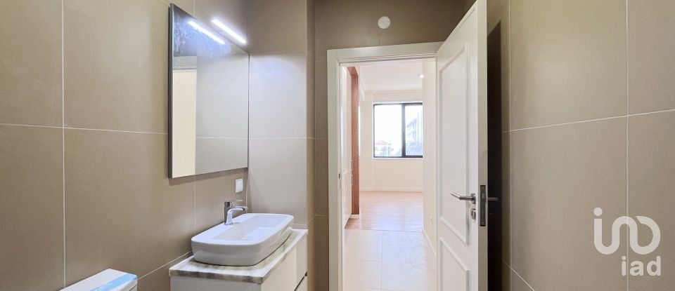 Apartamento T2 em Glória E Vera Cruz de 60 m²