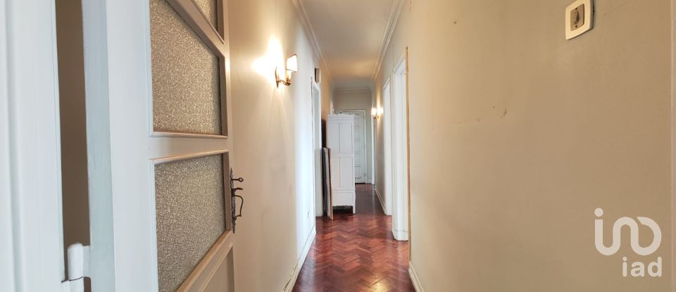 Apartamento T3 em Alcântara de 100 m²