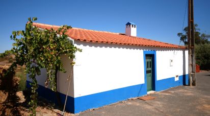 Maison traditionnelle T1 à Almodôvar e Graça dos Padrões de 40 m²