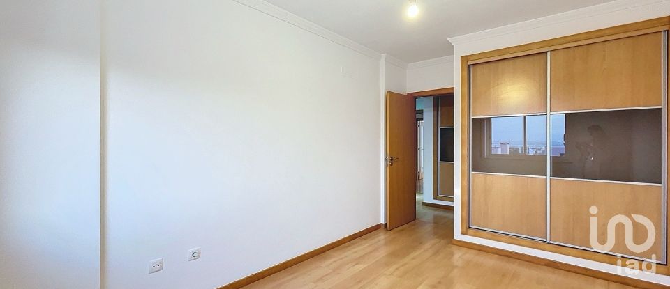 Appartement T3 à Barreiro E Lavradio de 140 m²